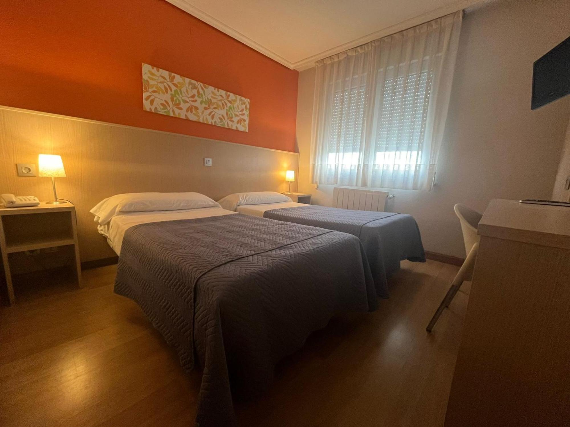 Hotel La Basilica Venta de Baños Esterno foto