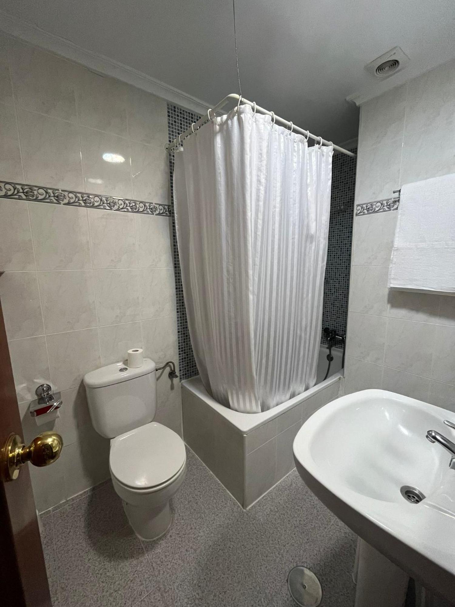 Hotel La Basilica Venta de Baños Esterno foto