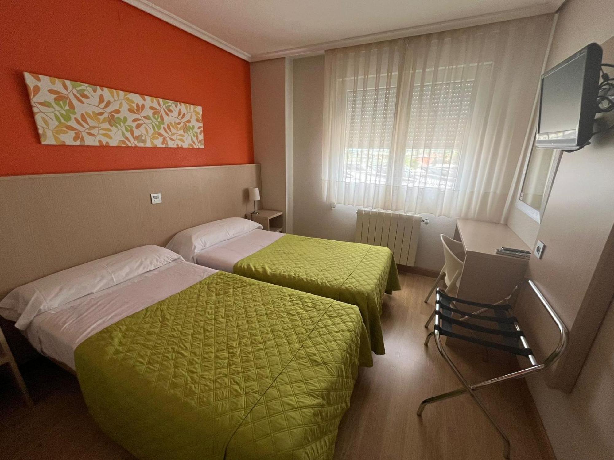 Hotel La Basilica Venta de Baños Esterno foto
