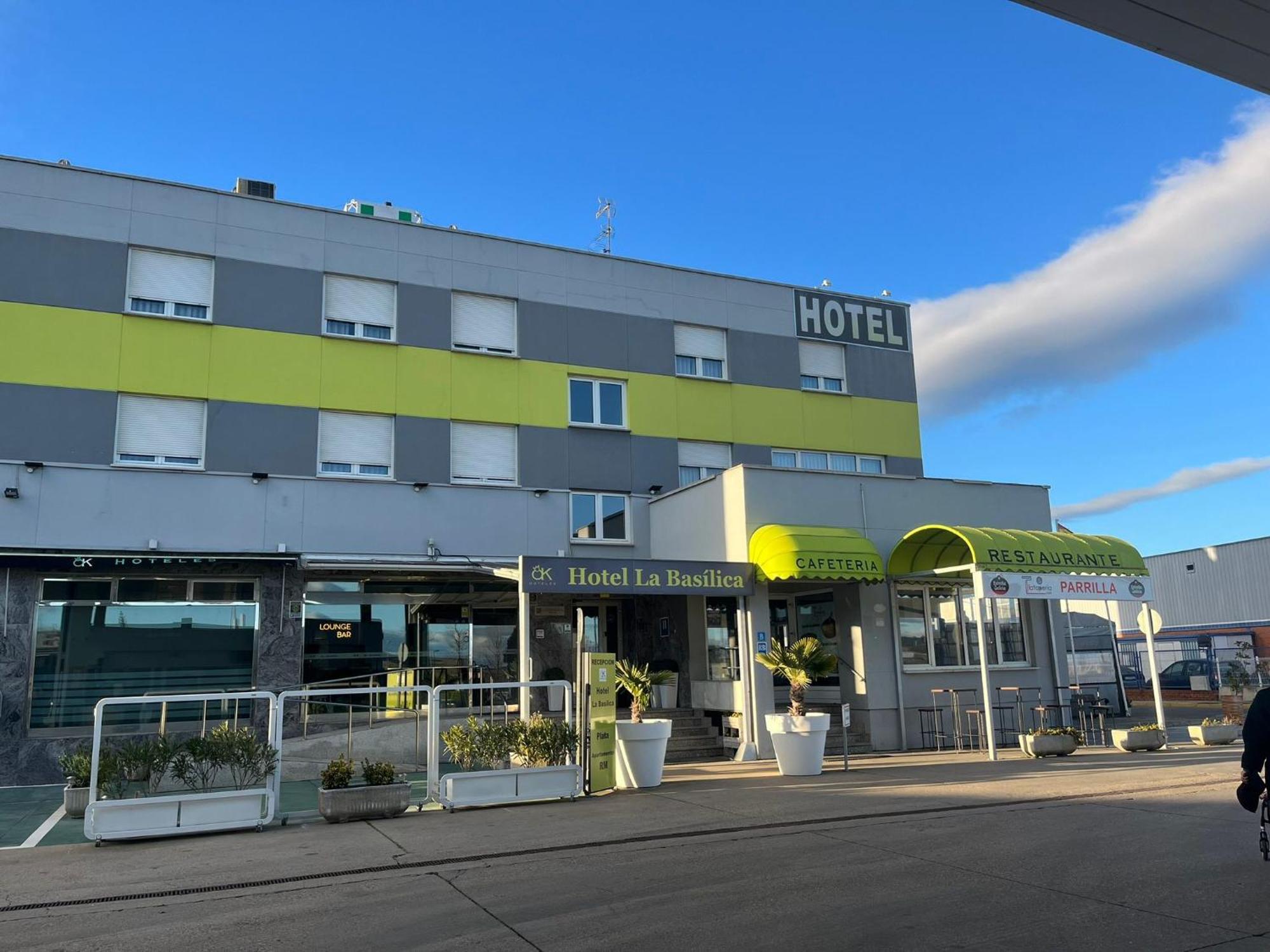 Hotel La Basilica Venta de Baños Esterno foto